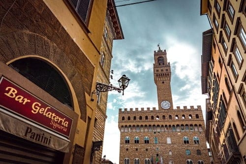 Palazzo Vecchio bezoeken op zondag in Florence